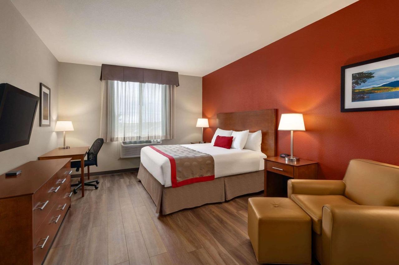 Bakken Airport Xwa Hotel & Studios Williston Exterior foto